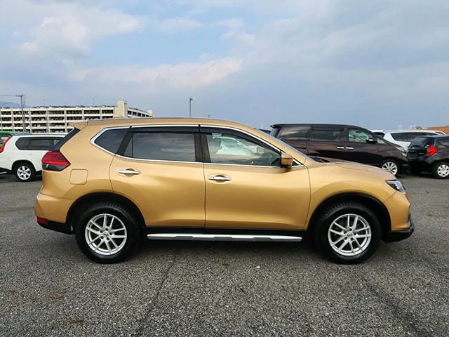 2018 NISSAN X-TRAIL DBA-NT32